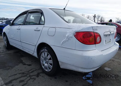 2004 Toyota Corolla Le z USA, uszkodzony, nr VIN 2T1BR32E04C192234